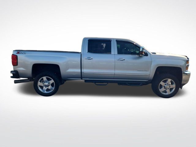 Used 2015 Chevrolet Silverado 2500 LTZ w/ Duramax Plus Package AWD/4WD image 6