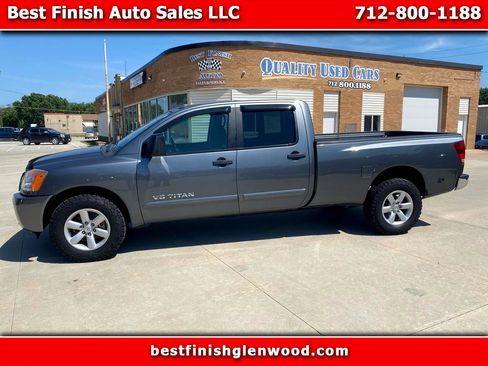 Used 2013 Nissan Titan SV image 1