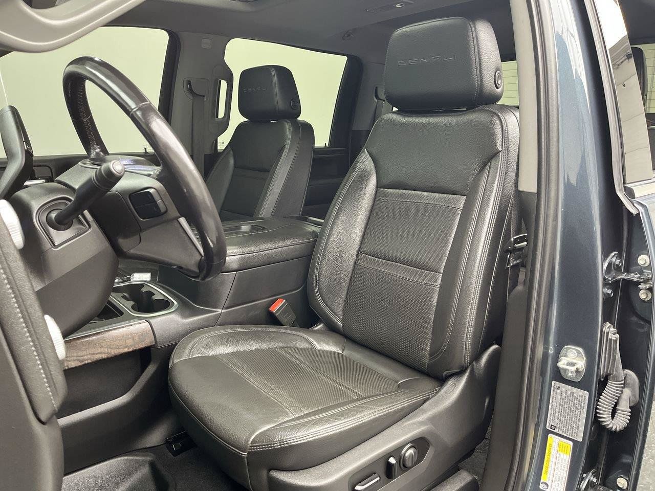 Used 2020 GMC Sierra 2500 Denali w/ Denali Ultimate Package AWD/4WD image 13