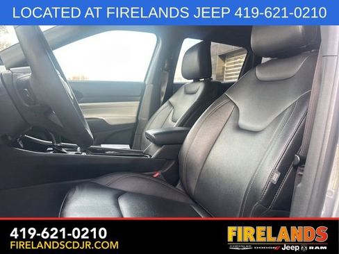 Used 2024 Jeep Compass Limited image 18