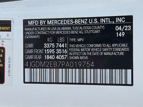 Certified 2023 Mercedes-Benz EQS 450+ 4MATIC SUV image 37