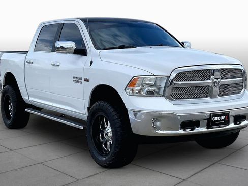 Used 2018 RAM 1500 Lone Star AWD/4WD image 2
