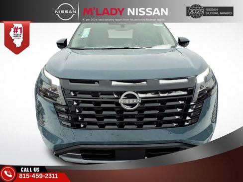 New 2026 Nissan Pathfinder SL image 2