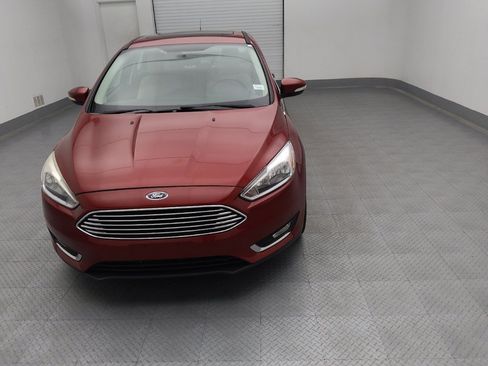 Used 2017 Ford Focus Titanium FWD image 15