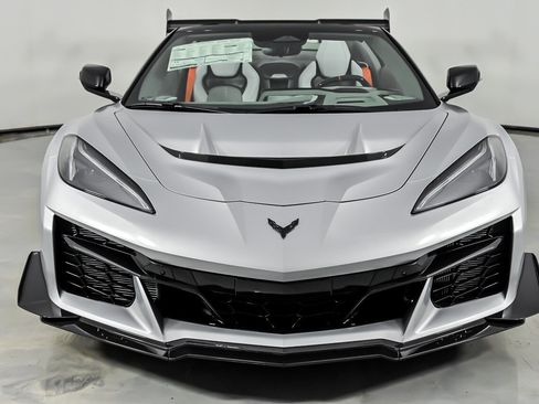 Used 2026 Chevrolet Corvette ZR1X AWD/4WD image 5