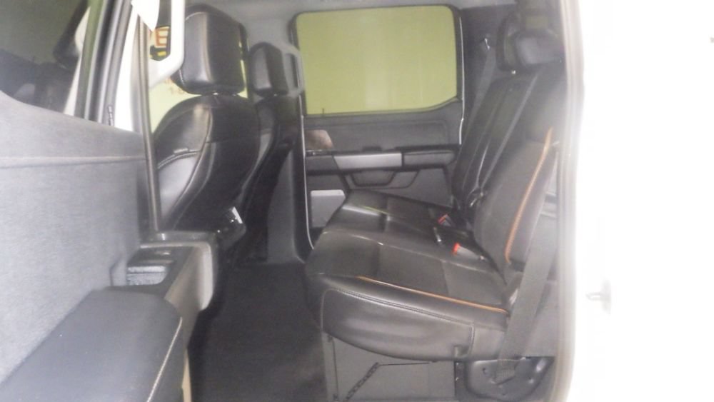 Used 2025 Ford F250 Lariat w/ FX4 Off-Road Package AWD/4WD image 7