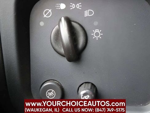 Used 2004 Chevrolet Express 1500 RWD image 11
