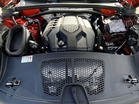 Used 2024 Porsche Macan image 27