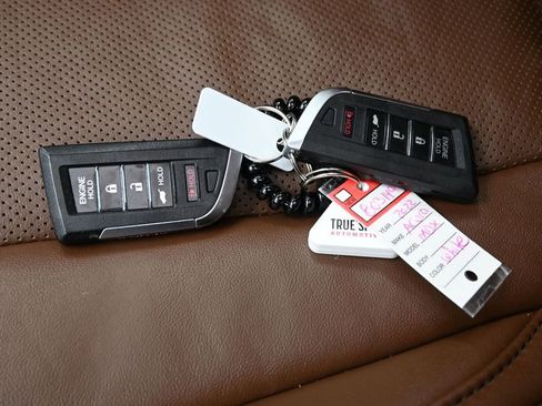 Used 2022 Acura MDX SH-AWD w/ Technology Package image 32