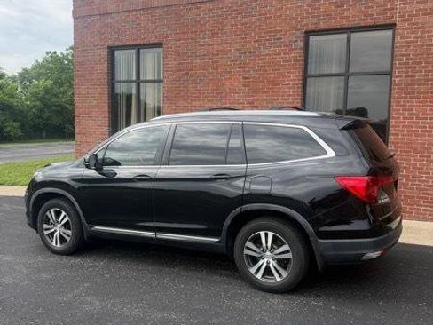 Used 2018 Honda Pilot EX-L image 3