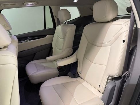 Certified 2021 Cadillac XT6 Premium Luxury AWD/4WD image 28