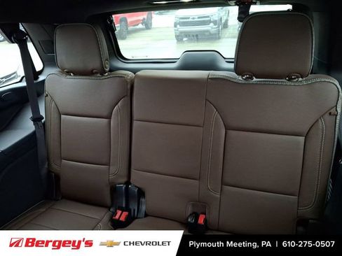 Certified 2023 Chevrolet Tahoe High Country AWD/4WD image 12