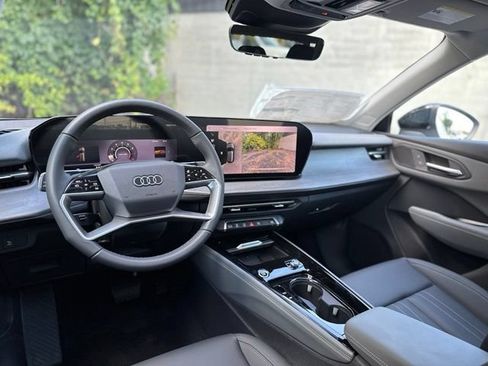 New 2026 Audi Q3 quattro 2.0T AWD/4WD image 14