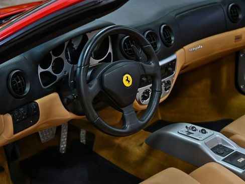 Used 2004 Ferrari 360 Spider image 22
