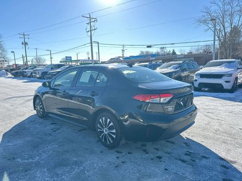 Used 2022 Toyota Corolla LE image 11