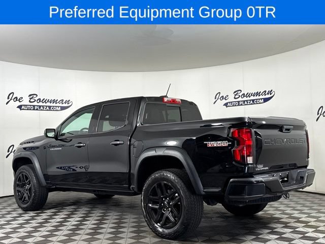 Used 2024 Chevrolet Colorado Trail Boss AWD/4WD image 9