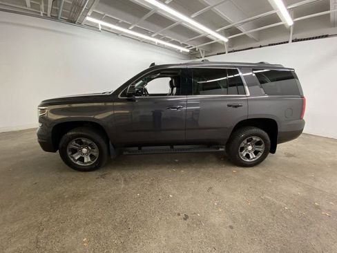 Used 2016 Chevrolet Tahoe LT image 3