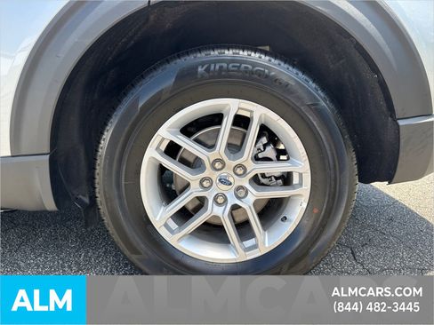 Used 2025 Ford Explorer Active image 24