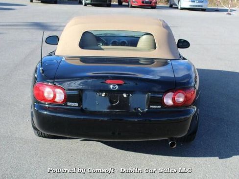 Used 2001 MAZDA MX-5 Miata image 6