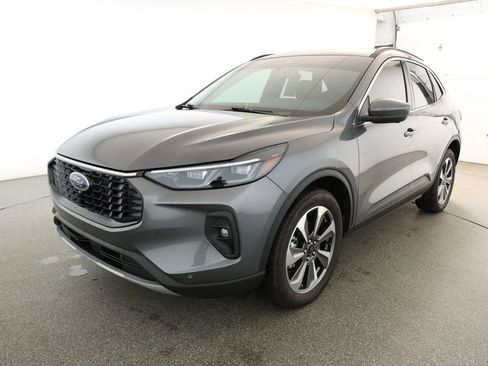 Used 2024 Ford Escape Platinum image 1