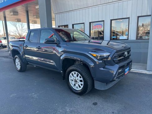 Used 2024 Toyota Tacoma SR5 image 25