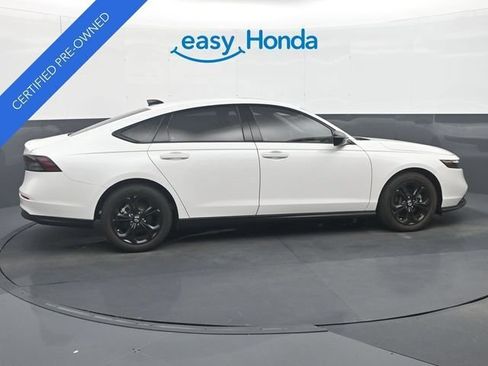 Certified 2025 Honda Accord SE image 8