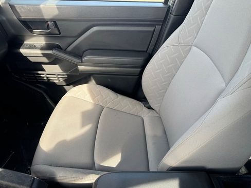 Used 2024 Toyota Tacoma SR5 AWD/4WD image 19