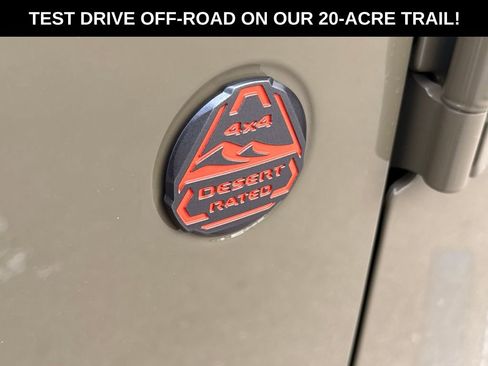 New 2026 Jeep Gladiator Mojave image 30