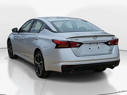 Used 2023 Nissan Altima 2.5 SR image 5