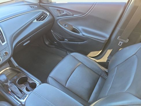 Used 2024 Chevrolet Malibu LT image 17