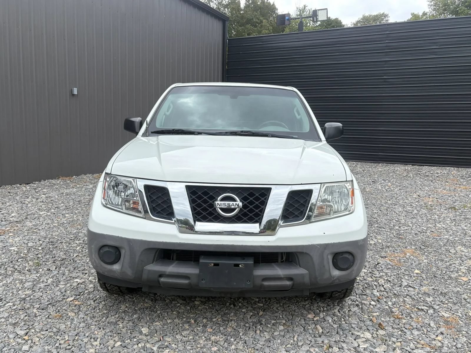 Used 2016 Nissan Frontier S RWD image 2