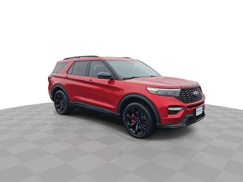 Used 2021 Ford Explorer ST w/ Equipment Group 401A AWD/4WD image 2