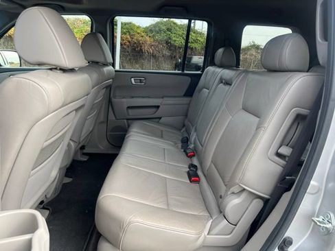 Used 2010 Honda Pilot EX-L image 13