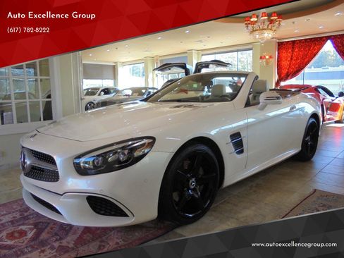 Used 2017 Mercedes-Benz SL 550 image 1