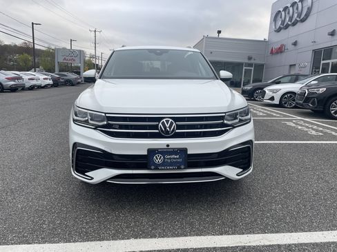 Certified 2023 Volkswagen Tiguan SEL R-Line AWD/4WD image 2