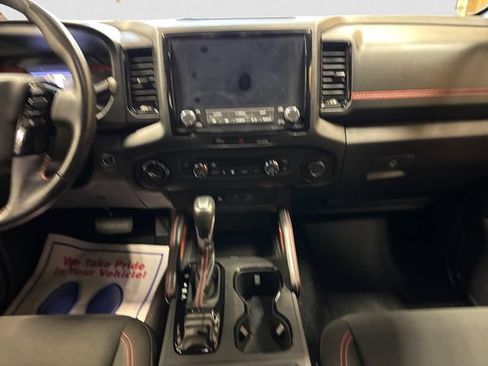 Used 2024 Nissan Frontier PRO-4X w/ Technology Package AWD/4WD image 12