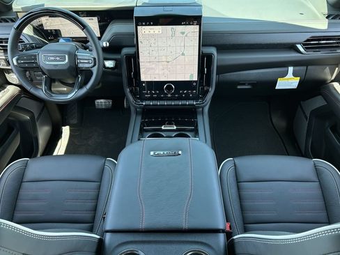 New 2026 GMC Yukon AT4 Ultimate AWD/4WD image 21
