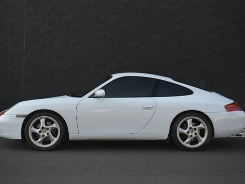 Used 1999 Porsche 911 GT3 RS image 2