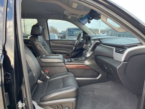 Used 2019 GMC Yukon XL SLT image 15