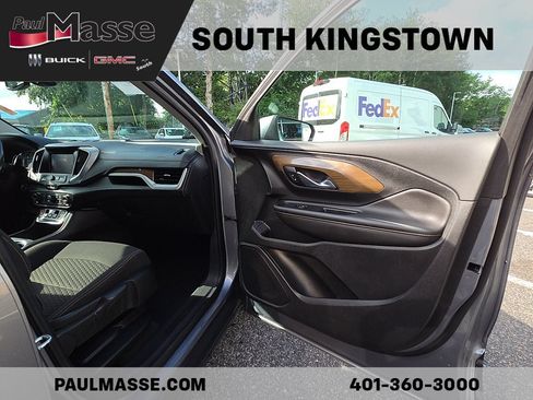 Used 2020 GMC Terrain SLE w/ Driver Convenience Package AWD/4WD image 29