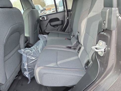 New 2026 Jeep Gladiator Sport image 6