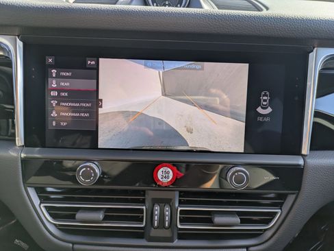 New 2025 Porsche Macan S image 19