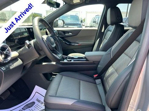 New 2026 Chevrolet Equinox LT w/ Convenience Package II FWD image 15