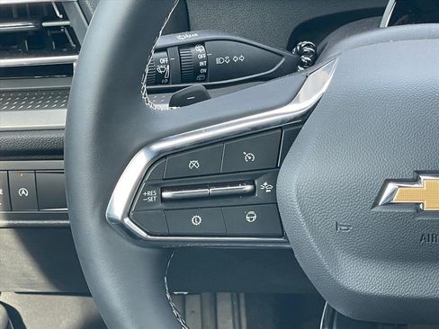 New 2026 Chevrolet Traverse LT w/ Enhanced Driving Package FWD image 12