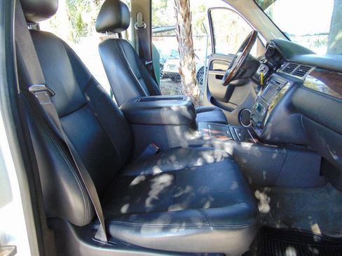 Used 2013 GMC Sierra 3500 Denali image 26