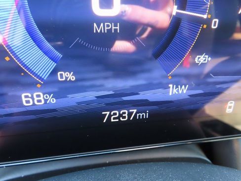 Used 2024 Chevrolet Equinox EV RS image 18