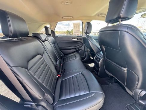 Used 2020 Ford Edge SEL AWD/4WD image 17