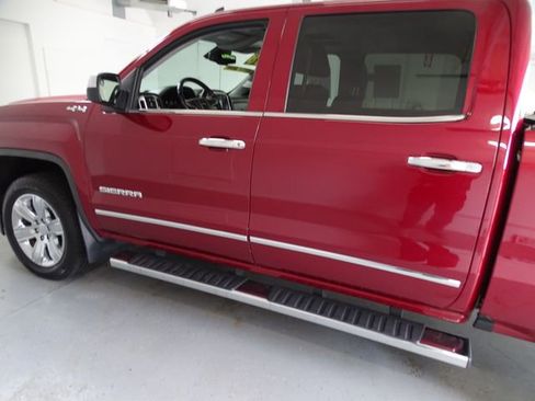 Used 2018 GMC Sierra 1500 SLT AWD/4WD image 19
