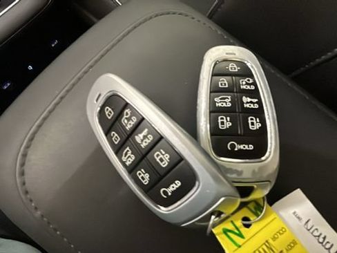 Used 2024 Hyundai Ioniq 5 Limited AWD/4WD image 21