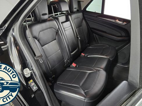 Used 2015 Mercedes-Benz ML 350 4MATIC image 32